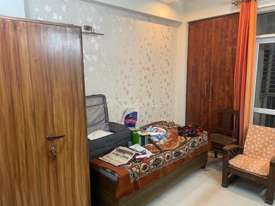 Bedroom Image of 1470 Sq.ft 3 BHK Apartment / Flat for rent in Express Zenith, Sector 77 Noida for Rs. 35000