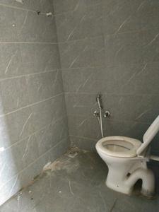 Common Bathroom Image of 1080 Sq.ft 2 BHK Apartment / Flat for sale in Narolgam Ahmedabad for Rs. 2100000