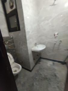 Image of 850 Sq.ft 2 BHK Builder Floor for rent in Paschim Vihar, New Delhi for Rs. 33500