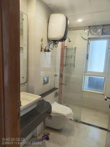 Bathroom Image of 2500 Sq.ft 3 BHK Apartment / Flat for sale in Jaypee The Kalypso Court, Sector 128 Noida for Rs. 43000000