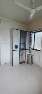 Kitchen Image of 950 Sq.ft 2 BHK Apartment / Flat for rent in Dhankawadi Pune for Rs. 14000