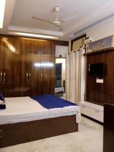 Bedroom Image of 999 Sq.ft 2 BHK Independent House for rent in RWA Lajpat Nagar 4 Colonies, Lajpat Nagar New Delhi for Rs. 44500