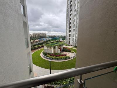 Balcony Image of 900 Sq.ft 2 BHK Apartment / Flat for rent in Runwal The Central Park, Chinchwad Pune for Rs. 33500