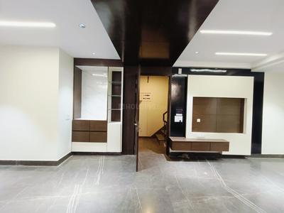 Kitchen Image of 2000 Sq.ft 3 BHK Builder Floor for rent in Karkardooma New Delhi for Rs. 51500