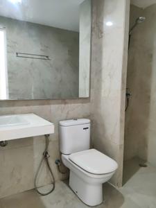 Bedroom Four Image of 2200 Sq.ft 4 BHK Apartment / Flat for sale in Lake Enclave, Hiranandani Estate Thane for Rs. 74000000