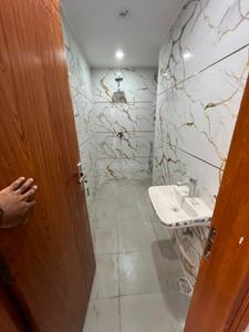 Image of 950 Sq.ft 3 BHK Builder Floor for sale in Pul Prahlad Pur, New Delhi for Rs. 5500000