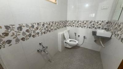 Image of 1560 Sq.ft 3 BHK Apartment / Flat for rent in Navrangpura, Ahmedabad for Rs. 30000
