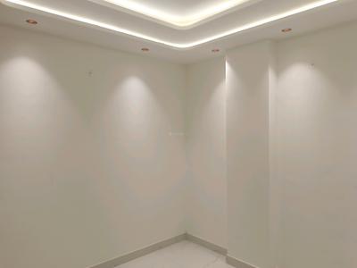 Bedroom Image of 700 Sq.ft 2 BHK Builder Floor for sale in Mahavir Enclave New Delhi for Rs. 6600000