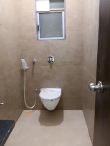 Common Bathroom Image of 1060 Sq.ft 2 BHK Apartment / Flat for rent in Lodha Casa Maxima, Mira Road East Mira Bhayandar for Rs. 34000