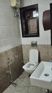 Image of 850 Sq.ft 2 BHK Apartment / Flat for rent in Malad East, Mumbai for Rs. 60000