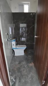 Bathroom Image of 700 Sq.ft 1 BHK Apartment / Flat for rent in Kondapur Hyderabad for Rs. 15800