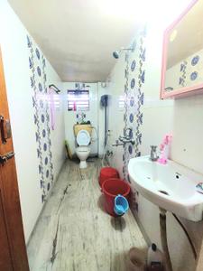Bathroom Image of 1500 Sq.ft 3 BHK Apartment / Flat for sale in Haltu Kolkata for Rs. 5500000