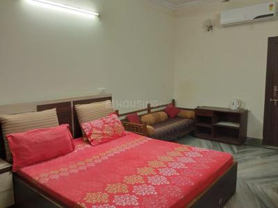 Bedroom Image of Fully Furnished PG available for Rent at E-7 Arera Colony Bhopal in Arera Colony, Bhopal