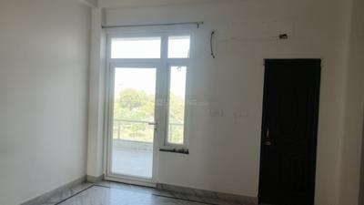 Bedroom Image of 1800 Sq.ft 2 BHK Independent House for rent in Emaar Gomti Greens, Gomti Nagar Lucknow for Rs. 25000