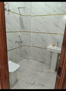 Bathroom Image of 1350 Sq.ft 3 BHK Builder Floor for rent in Saraswati Lok Meerut for Rs. 9500