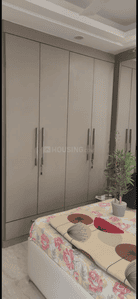 Bedroom Image of 1300 Sq.ft 3 BHK Builder Floor for sale in Sarva Priya Apartments, Hauz Khas New Delhi for Rs. 36000000