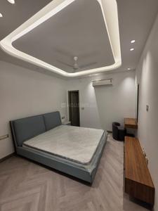 Bedroom Image of 2100 Sq.ft 4 BHK Builder Floor for rent in Green Park New Delhi for Rs. 250000