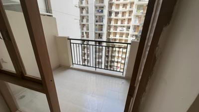 Bedroom Image of 750 Sq.ft 2 BHK Apartment / Flat for sale in Pareena Om Apartments, Sector 112 Gurgaon for Rs. 6800000