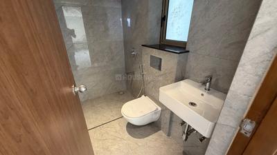 Bathroom Image of 877 Sq.ft 2 BHK Apartment / Flat for sale in Purva Panorama, Thane West Thane for Rs. 16900000