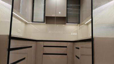 Kitchen Image of 1350 Sq.ft 3 BHK Builder Floor for sale in Anand Vihar New Delhi for Rs. 24500000