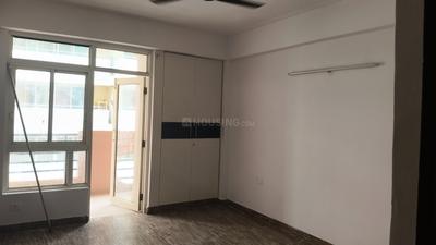 Bedroom Image of 1630 Sq.ft 3 BHK Apartment / Flat for rent in Keltech Golf Vista, Crossings Republik Ghaziabad for Rs. 25000