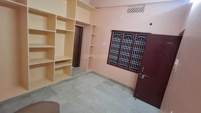 Bedroom Image of 900 Sq.ft 2 BHK Independent House for rent in Old Guntur Guntur for Rs. 9000