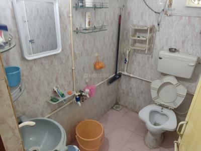 Bathroom Image of 900 Sq.ft 2 BHK Apartment / Flat for sale in Fatehgunj Vadodara for Rs. 4500000