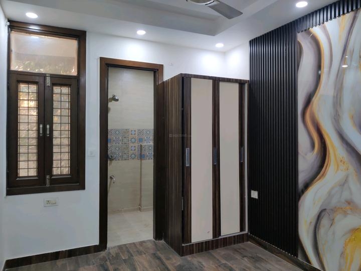 Nikunj Independent Luxurious Floor Main Image 1