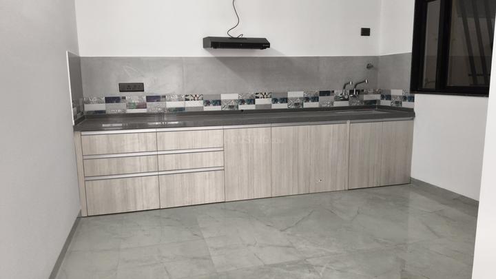 Unique Youtopia Main Image 1