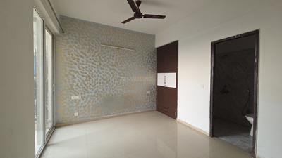 Bedroom Image of 910 Sq.ft 2.5 BHK Apartment / Flat for sale in Prateek Grand City, Siddharth Vihar Ghaziabad for Rs. 11100000
