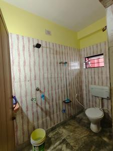 Bathroom Image of 650 Sq.ft 2 BHK Apartment / Flat for sale in Baghajatin Kolkata for Rs. 1800000