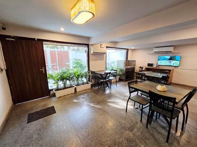 Hall Image of Cloud Nine Rooms  in DLF Phase 2, Gurgaon