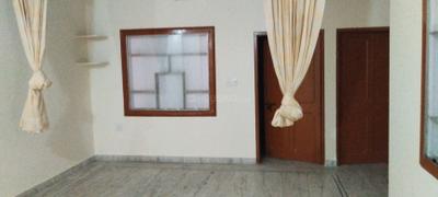 Living Room Image of 1050 Sq.ft 2 BHK Builder Floor for rent in Chitrakoot Jaipur for Rs. 18000