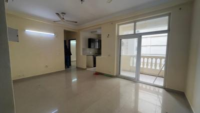 Living Room Image of 1035 Sq.ft 2 BHK Apartment / Flat for sale in Amrapali Silicon City, Sector 76 Noida for Rs. 9500000