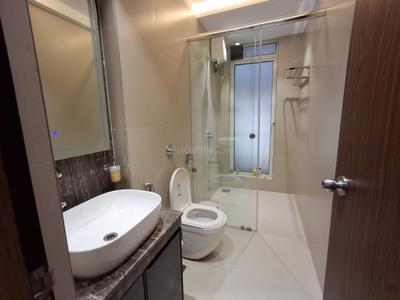 Bathroom Image of 3200 Sq.ft 4.5 BHK Apartment / Flat for rent in Lodha Stella, Thane West Thane for Rs. 170000
