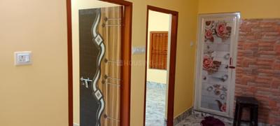 Bedroom Image of 800 Sq.ft 2 BHK Independent House for rent in Chinar Park Kolkata for Rs. 10000