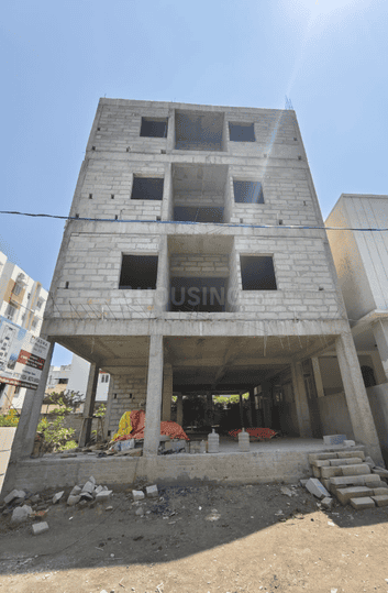 Padma Vruksh Main Image 1