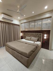 Bedroom Image of 1350 Sq.ft 3 BHK Apartment / Flat for sale in Darshanam Twin Tower, Atladara Vadodara for Rs. 6058000