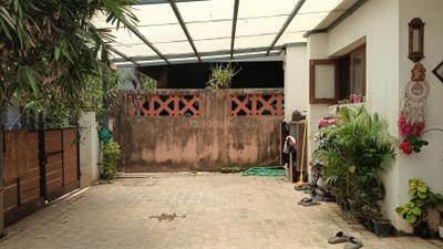 Image of 3950 Sq.ft 3 BHK Independent House for sale in Neelankarai, Chennai for Rs. 38500000