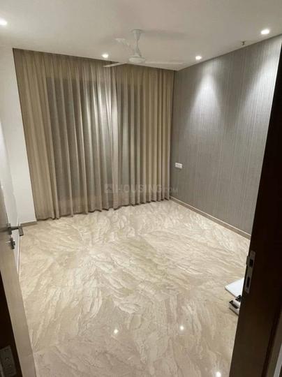 Hiranandani Castle Rock Main Image 1