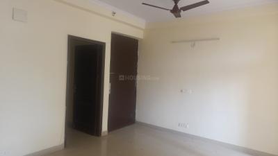 Living Room Image of 1180 Sq.ft 2.5 BHK Apartment / Flat for sale in Amrapali Silicon City, Sector 76 Noida for Rs. 11000000