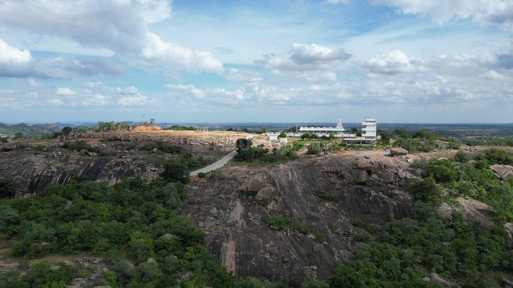 Aliens Hub 3 Main Image 1