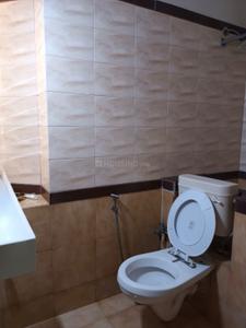 Image of 850 Sq.ft 2 BHK Apartment / Flat for rent in Malad East, Mumbai for Rs. 60000
