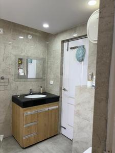 Bathroom Image of 1510 Sq.ft 3 BHK Apartment / Flat for rent in R G Euphoria, Vrindavan Yojana Lucknow for Rs. 29900