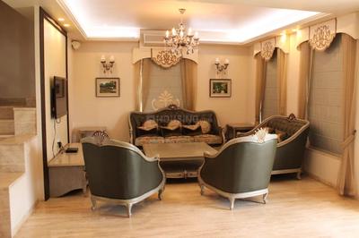 Hall Image of 8550 Sq.ft 5 BHK Villa for sale in Venetian Villas, Thaltej Ahmedabad for Rs. 100000000