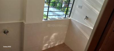 Balcony Image of 1250 Sq.ft 2 BHK Independent House for rent in Chandra Nagar Indore for Rs. 30000