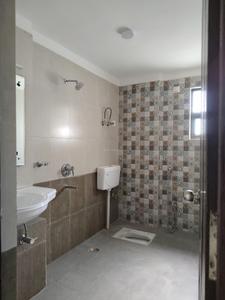 Common Bathroom Image of 2050 Sq.ft 4 BHK Apartment / Flat for rent in CGEWHO Kendriya Vihar, Phi II Greater Noida for Rs. 29000