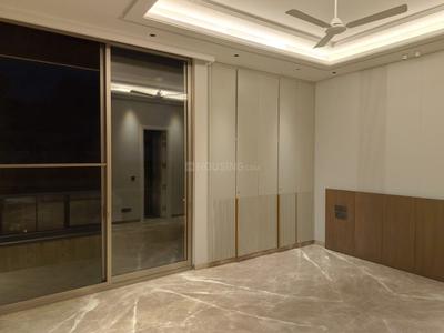 Bedroom Image of 2250 Sq.ft 3 BHK Builder Floor for sale in Panchsheel Park New Delhi for Rs. 117500000