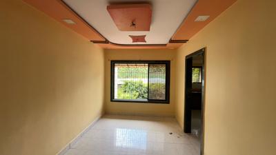 Living Room Image of 580 Sq.ft 1 BHK Apartment / Flat for rent in Sanghvi Regency, Kalyan West Kalyan for Rs. 12500