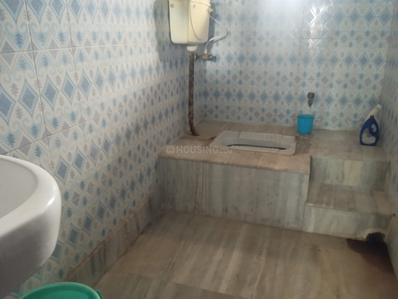 Bathroom Image of 2300 Sq.ft 4 BHK Builder Floor for rent in Ahirtoli Ranchi for Rs. 40000